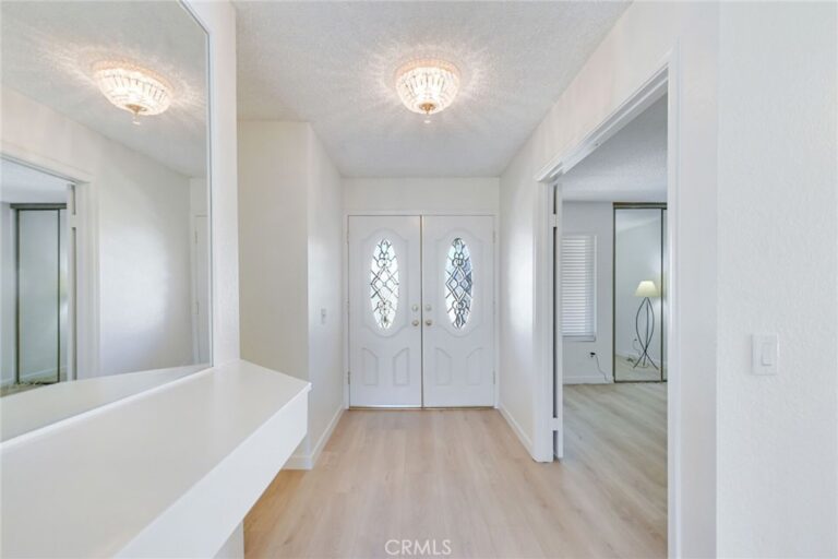 6074 Malachite Avenue, Alta Loma