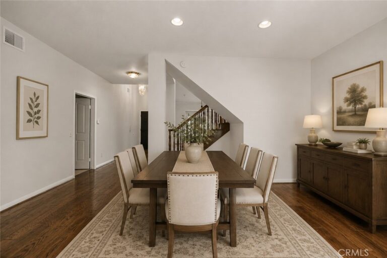 6107 Meadow Lark Drive, La Verne