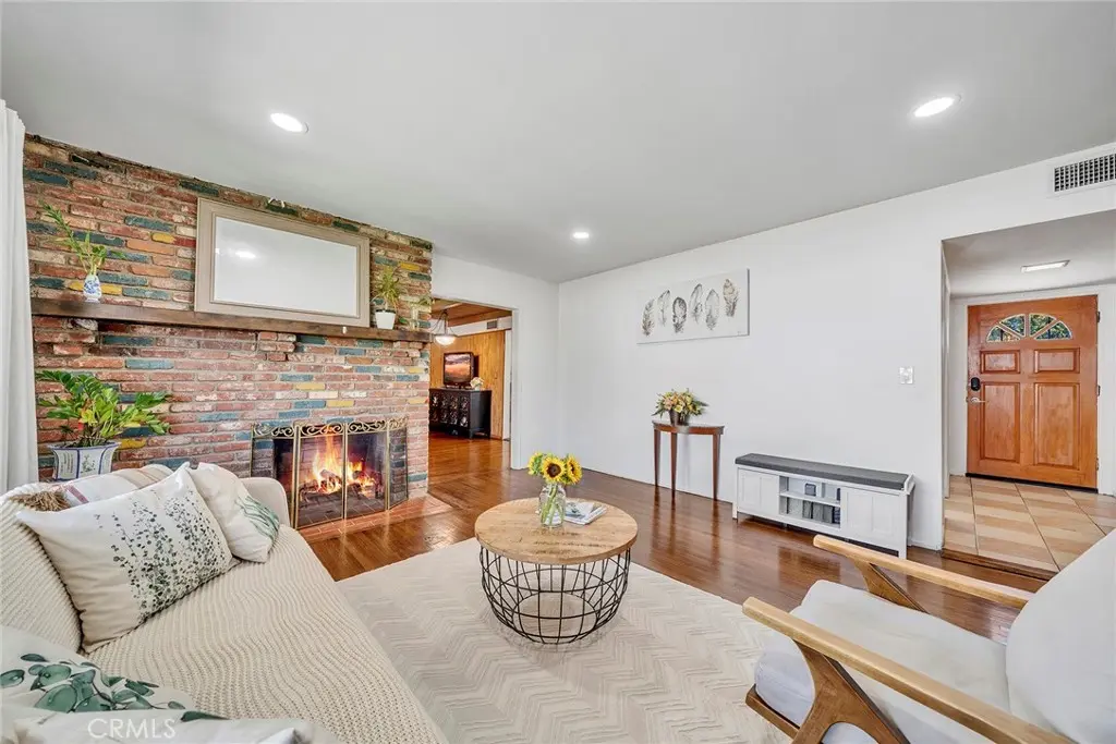 614 S Acacia, West Covina