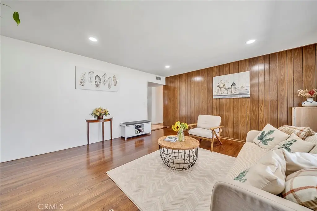 614 S Acacia, West Covina
