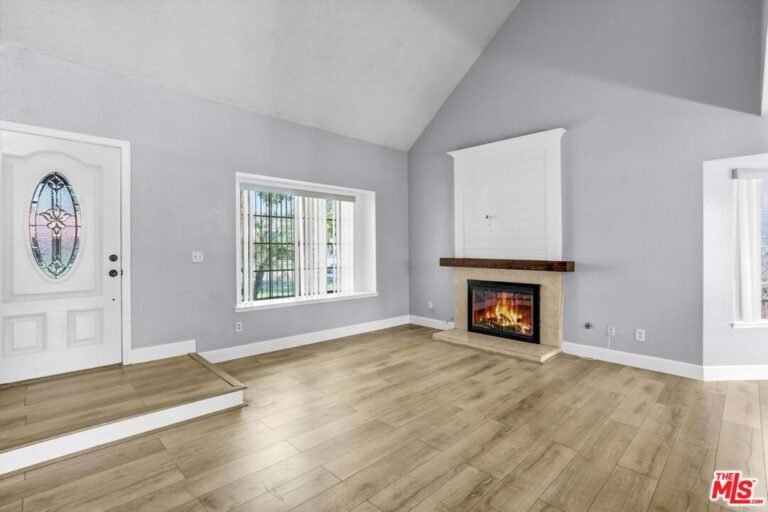 619 W Arbeth Street, Rialto
