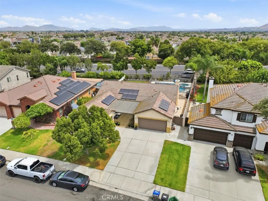 6248 Pear Avenue, Eastvale