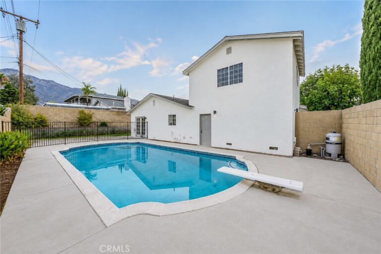 6270 Kinlock, Rancho Cucamonga