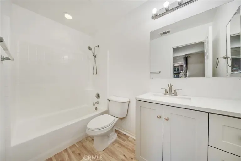 6366 Estrela, Eastvale