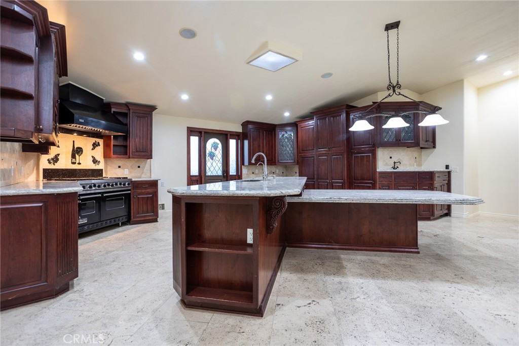 6378 East Avenue, Rancho Cucamonga