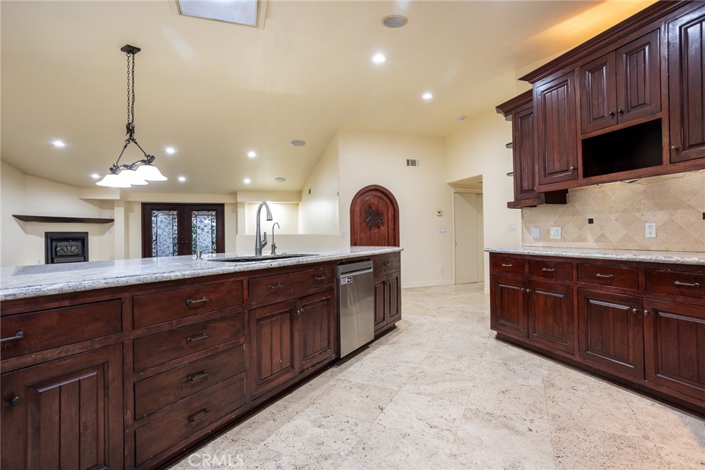 6378 East Avenue, Rancho Cucamonga