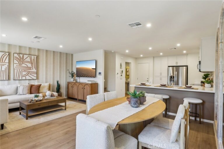 6382 Moonfire Lane #3, Fontana