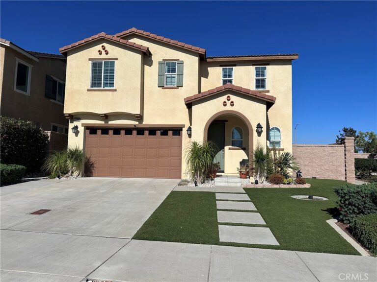 6389 Bluestone, Fontana