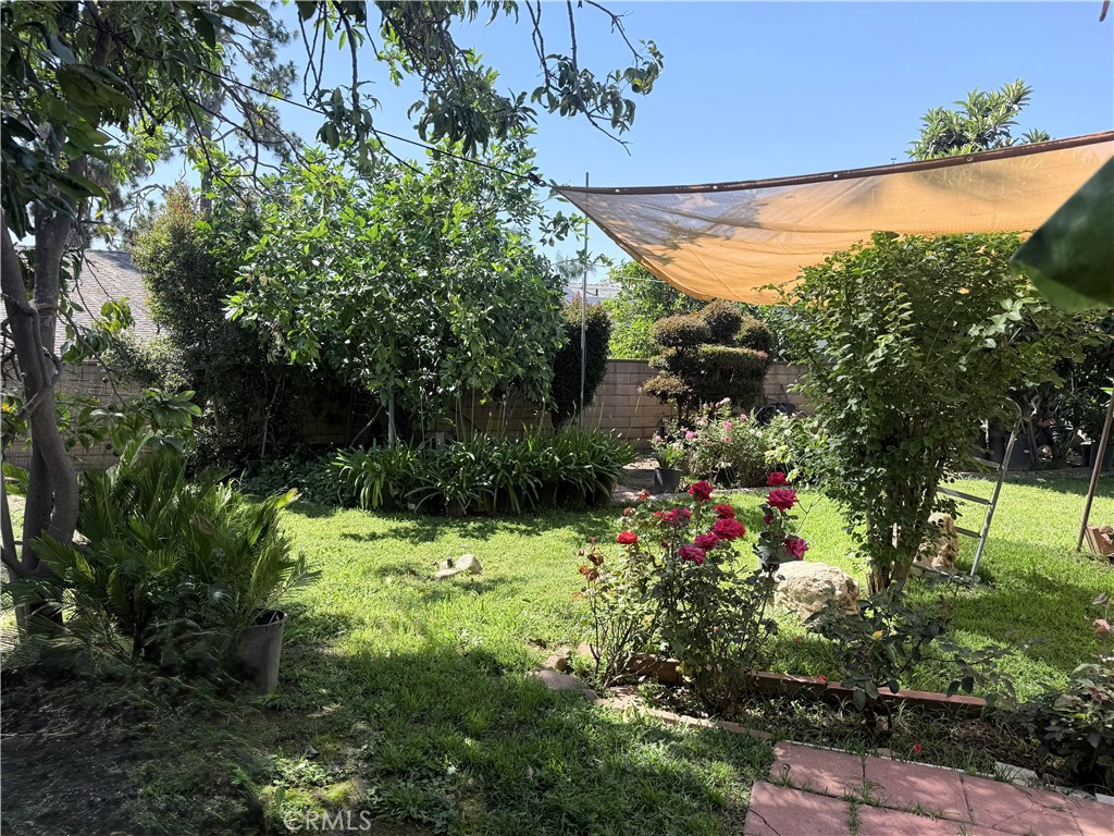 639 Damien, La Verne
