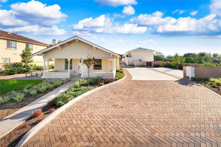 640 W Grand Avenue, Pomona