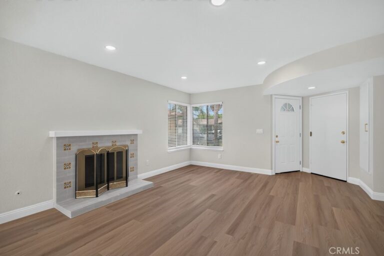 646 W Home, Rialto