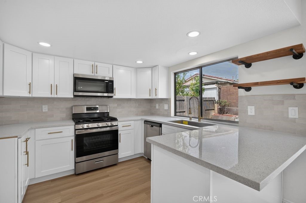 646 W Home, Rialto
