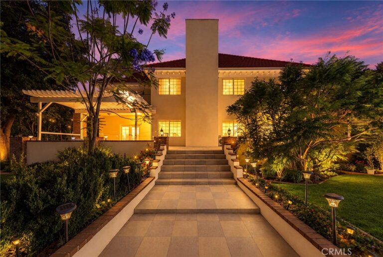 648 Pomello Drive, Claremont