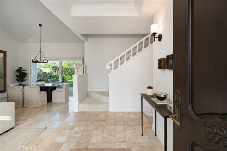 6497 Country Club Drive, La Verne