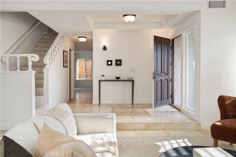6497 Country Club Drive, La Verne