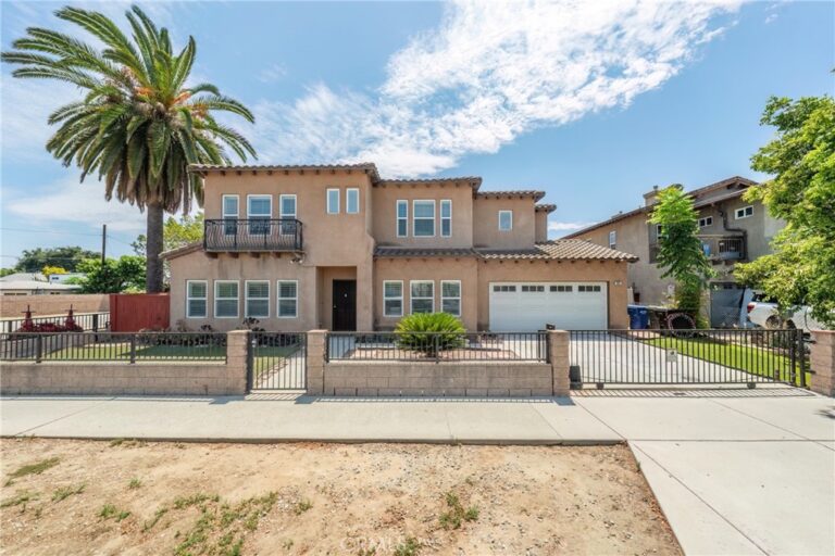 658 E. Phillips Boulevard, Pomona