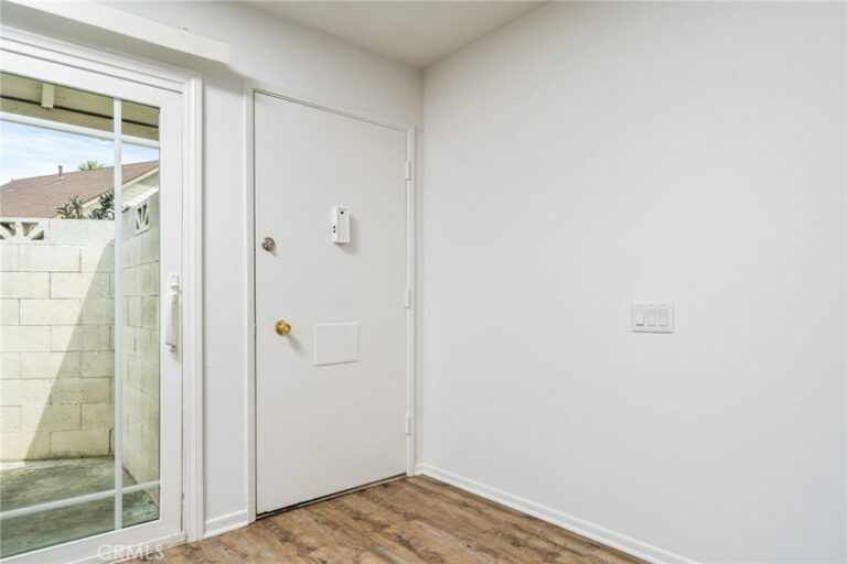 663 S Indian Hill Boulevard #C, Claremont