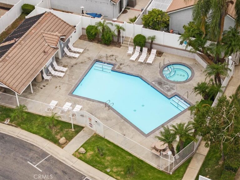 6662 Brighton, Rancho Cucamonga