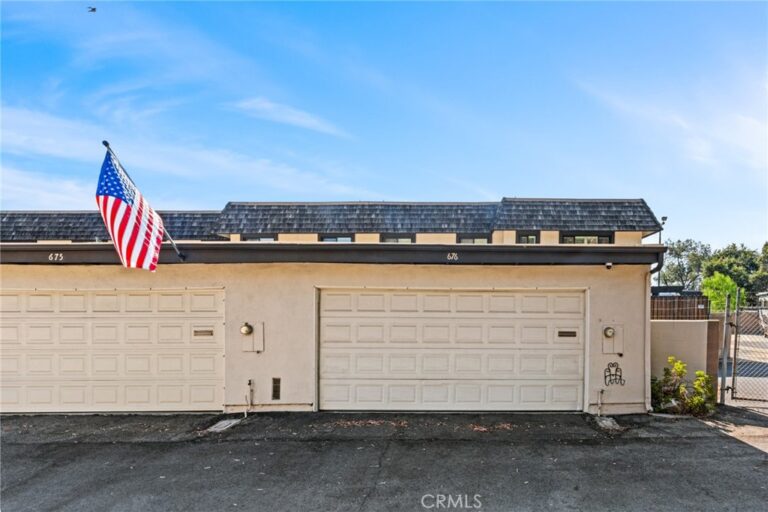 676 redwood Lane, San Dimas