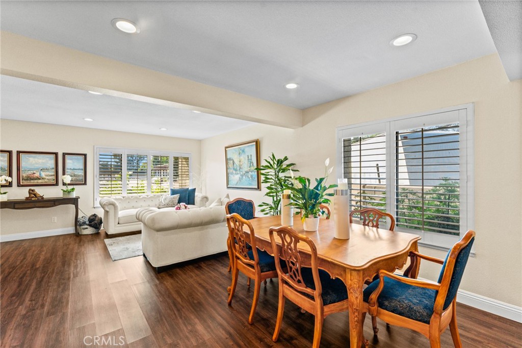 676 redwood Lane, San Dimas