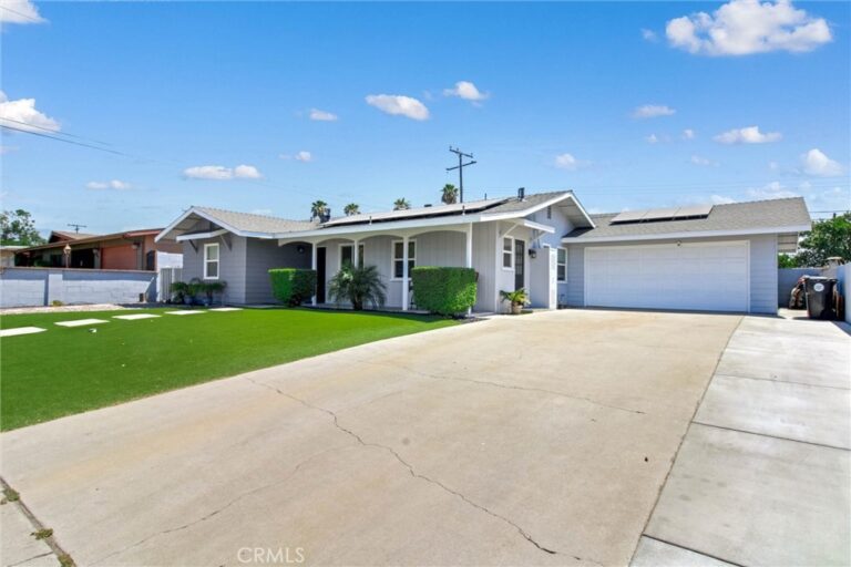 6831 Park Ave, Rialto