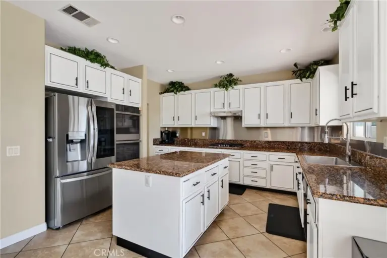 6881 Landing Court, Eastvale