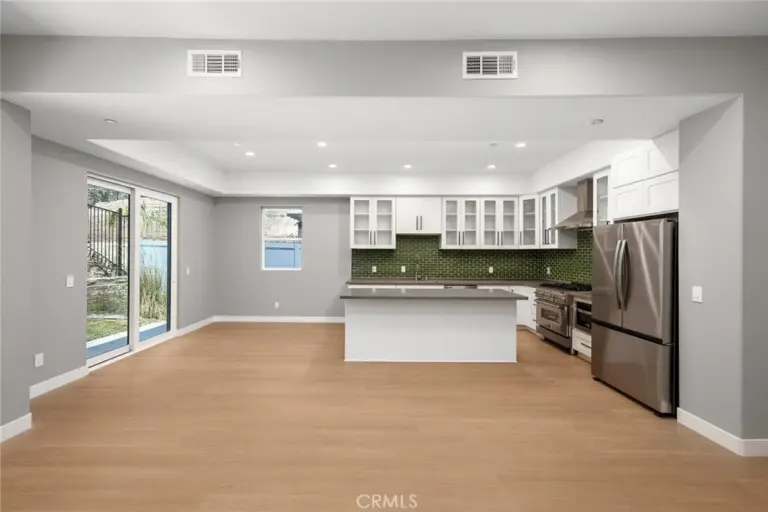 693 Castlehill Drive, Walnut
