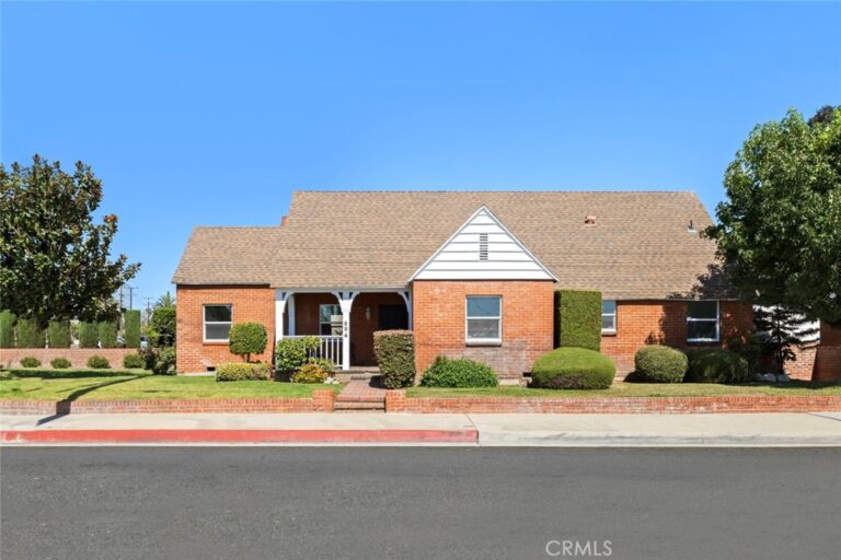 694 W Orange Grove, Pomona
