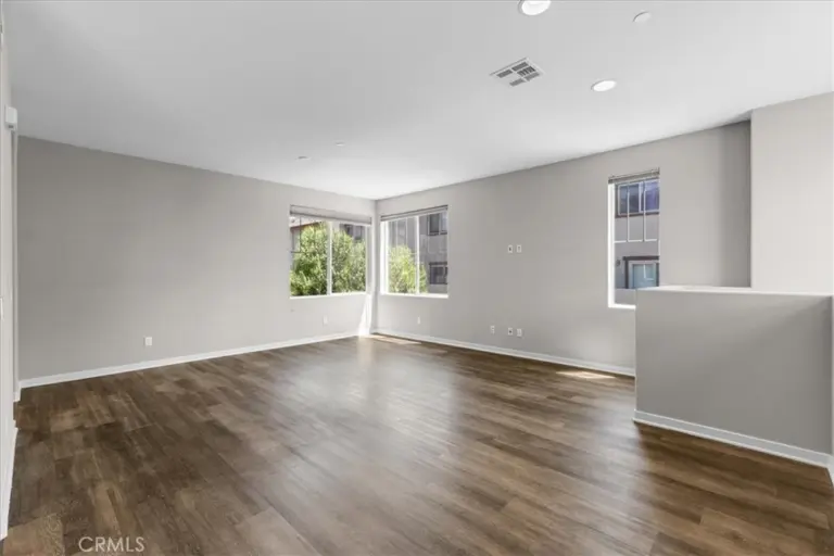 709 S Azusa Avenue #M, Azusa