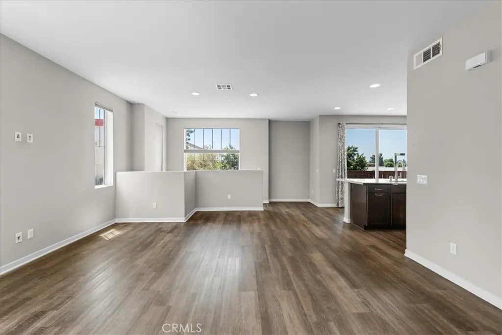 709 S Azusa Avenue #M, Azusa