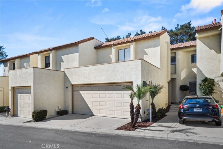 713 Mansfield Drive, Claremont