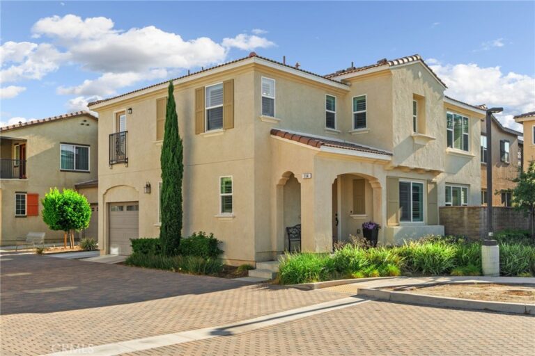 7155 Citrus #134, Fontana
