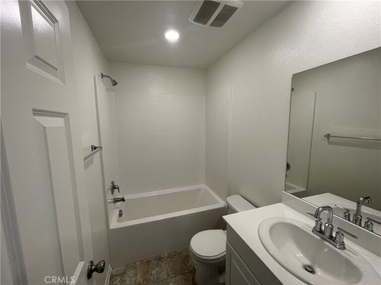 7155 Citrus #359, Fontana