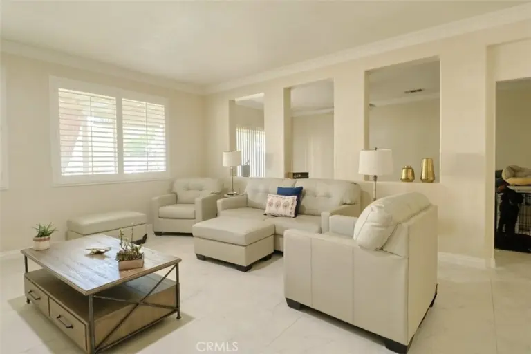 7177 Riverboat Drive, Eastvale