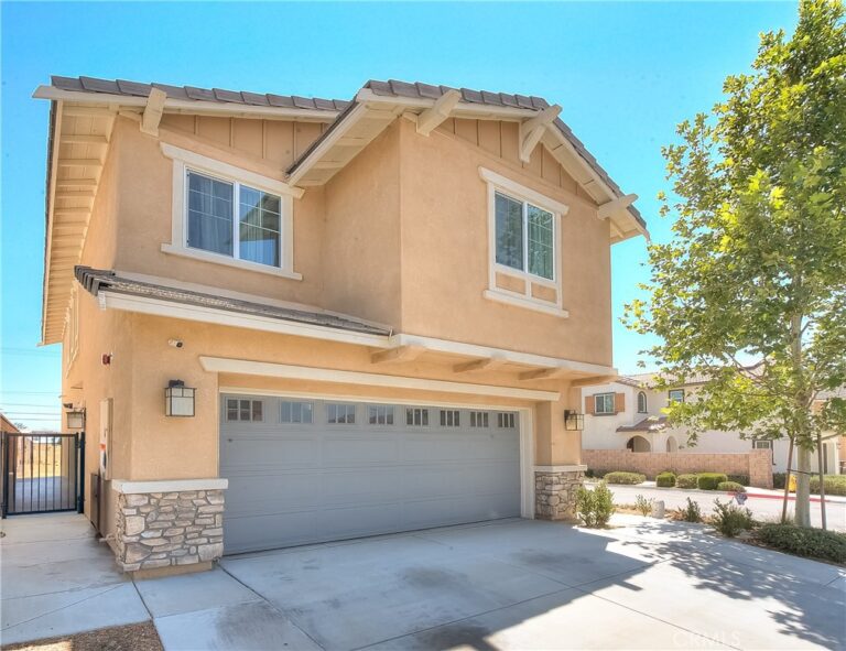 7205 Crescendo Lane, Fontana