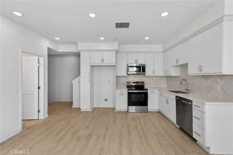 722 Tropicana Place, Covina