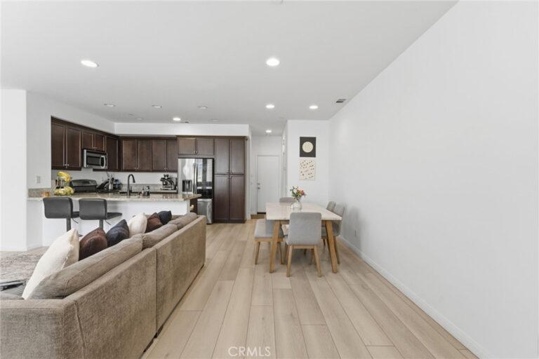 7247 Bondola Court #14, Rancho Cucamonga
