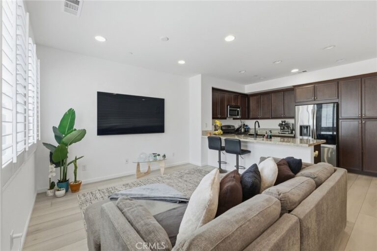 7247 Bondola Court #14, Rancho Cucamonga