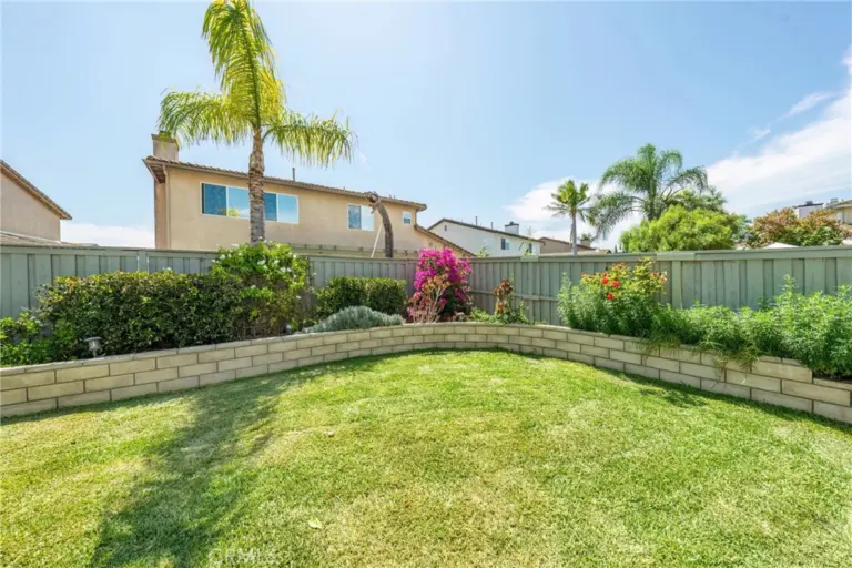 7266 Citrus Valley Ave, Eastvale