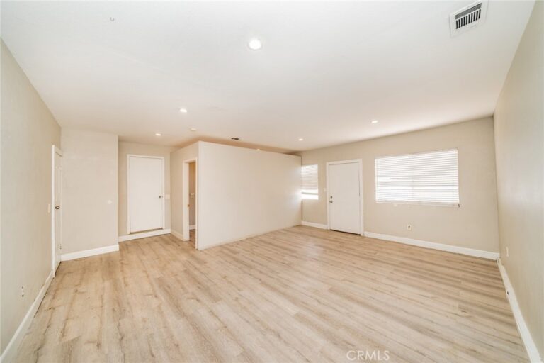 732 S Acacia, Rialto