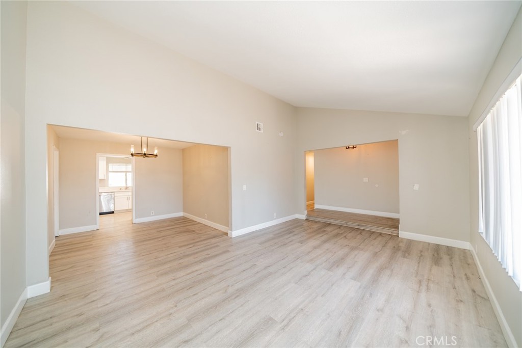 732 S Acacia, Rialto