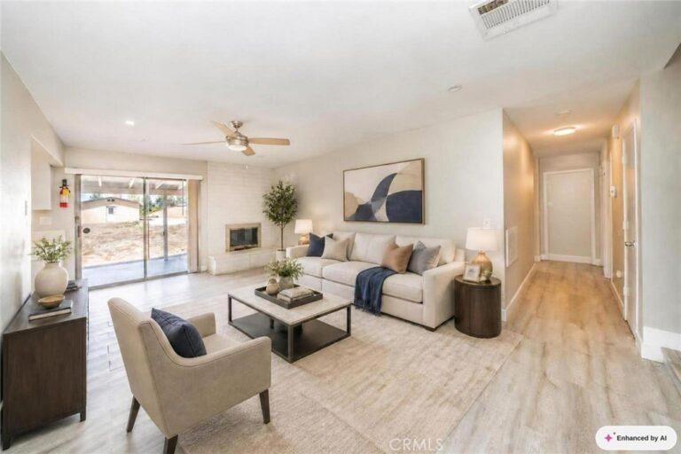 732 S Acacia, Rialto