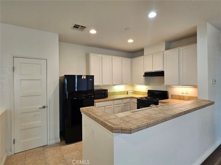 7331 Shelby Place #121, Rancho Cucamonga