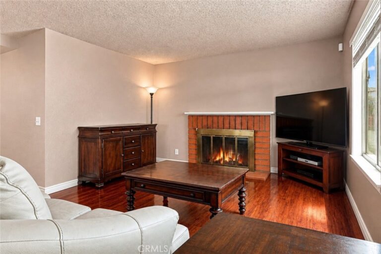 737 E Jackson, Rialto
