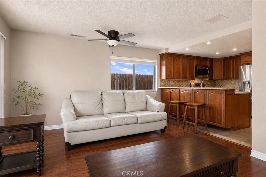 737 E Jackson, Rialto