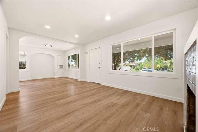 755 E Monterey Avenue, Pomona