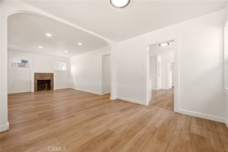 755 E Monterey Avenue, Pomona