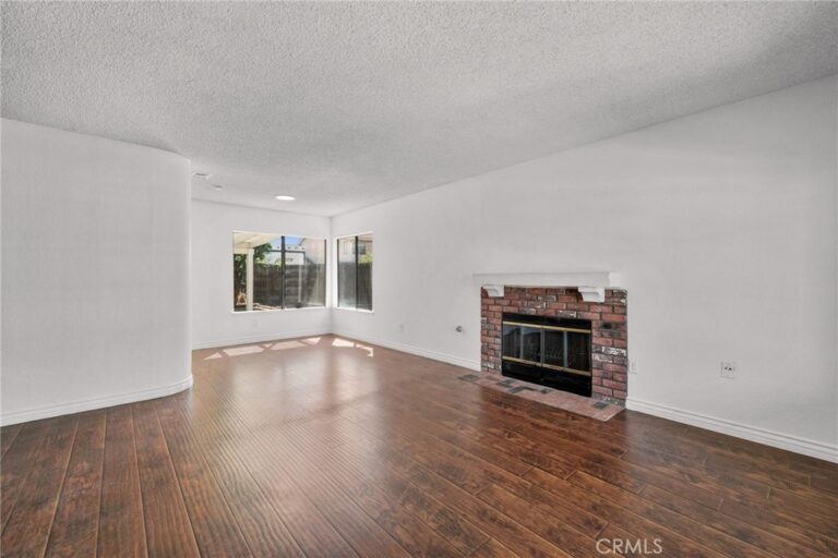 7553 Niagara, Fontana