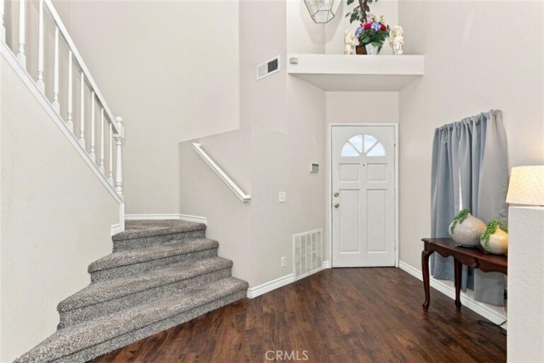 7560 Santa Lucia, Fontana