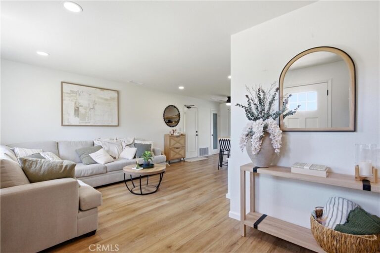 7568 Hyssop, Rancho Cucamonga